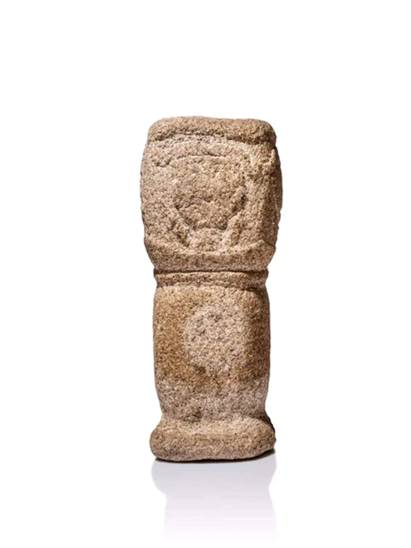 Jan Křížek, Totem à décor de figures humaines, sculpture en granit
